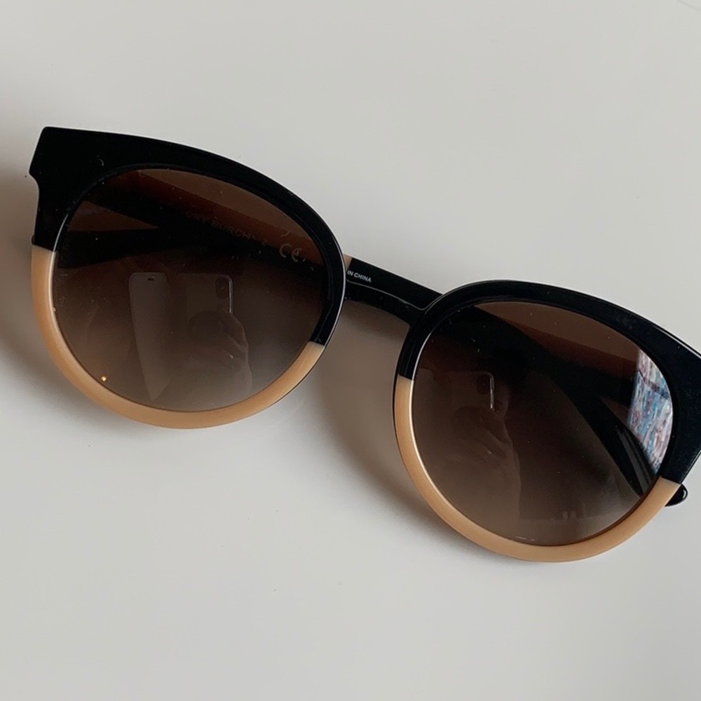 New Tory Burch sunglasses authentic